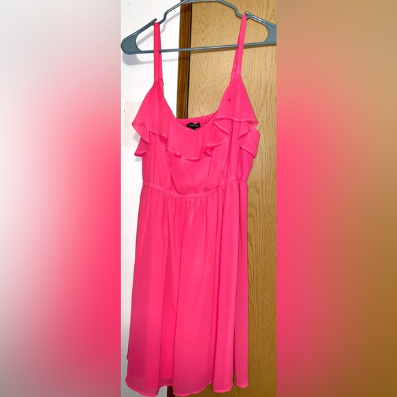 torrid Dresses & Skirts - Hot pink torrid dress